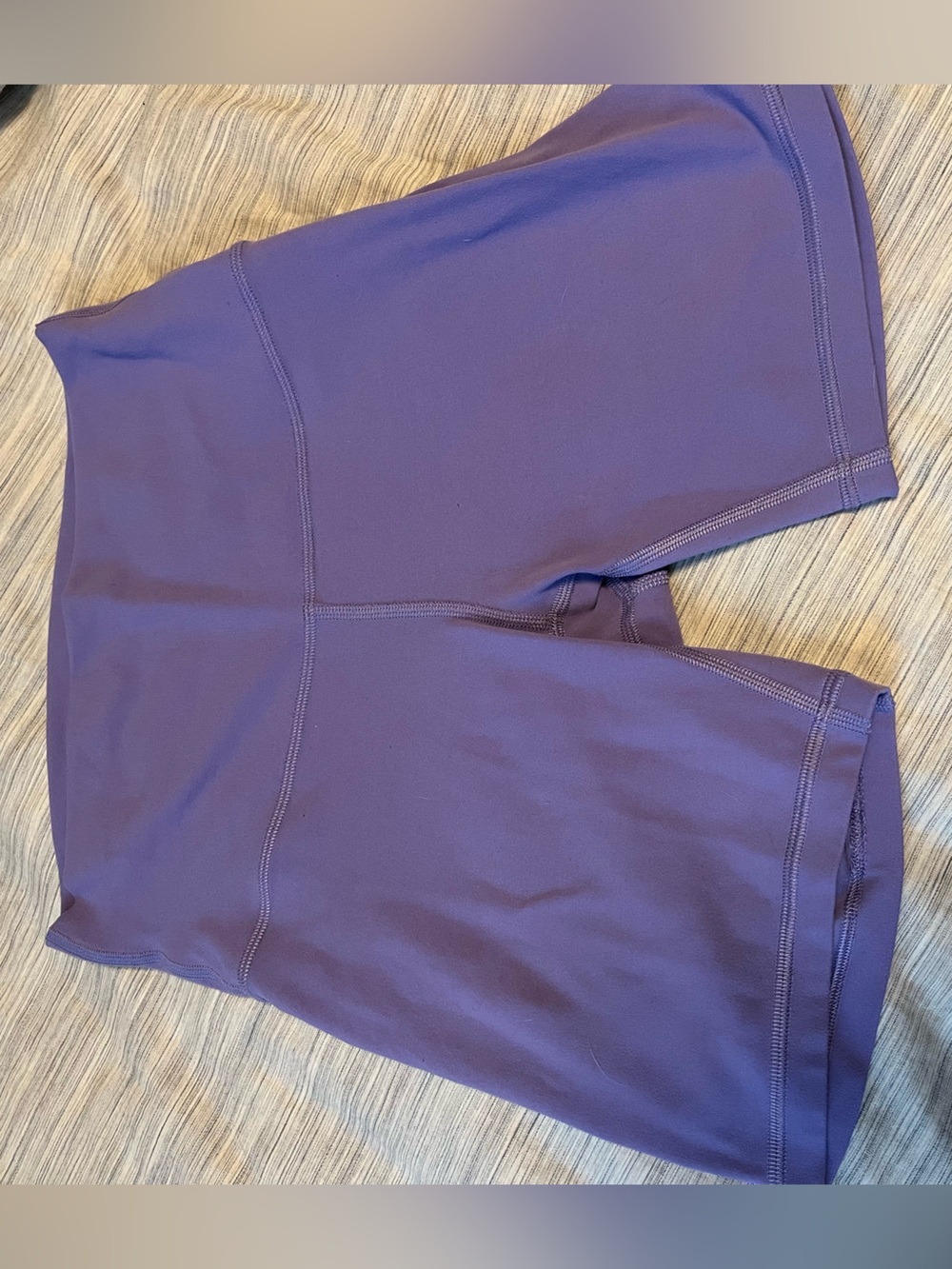 Lululemon align 6in short size 4 - Picture 2 of 4